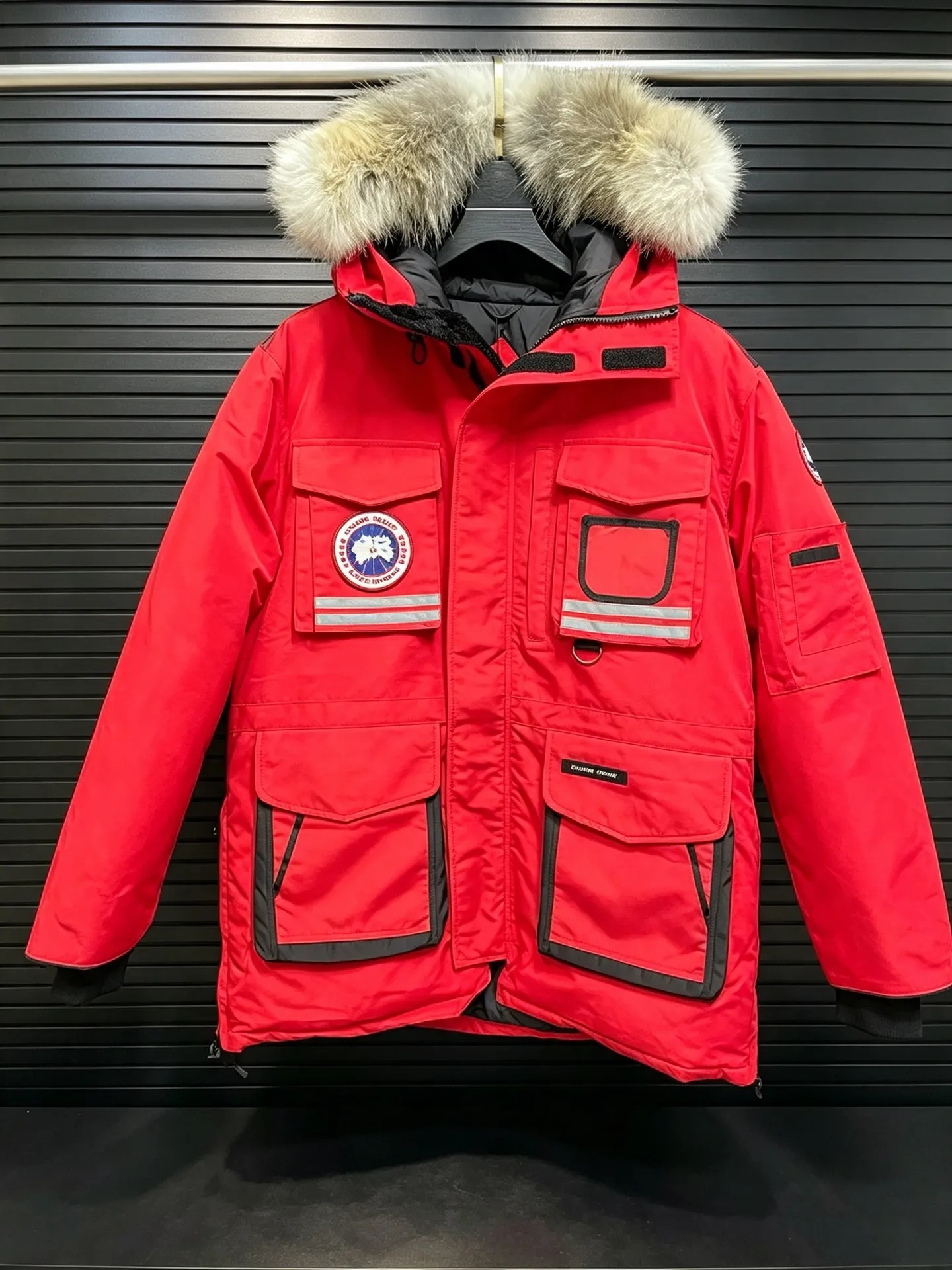 CANADA GOOES 10 Factory : . . . .Premium ， Drop Shipping！ Snow Mantra 10 ， ， 。 。 ， 。 21 ，TC 85 ， Wear-Resistant。 90 . 100% nylon ， ， ！ YKK ，YKK ， 。3M ， 。 : ， 。 ， · · Quality· ！ SIZE:XS-XXL